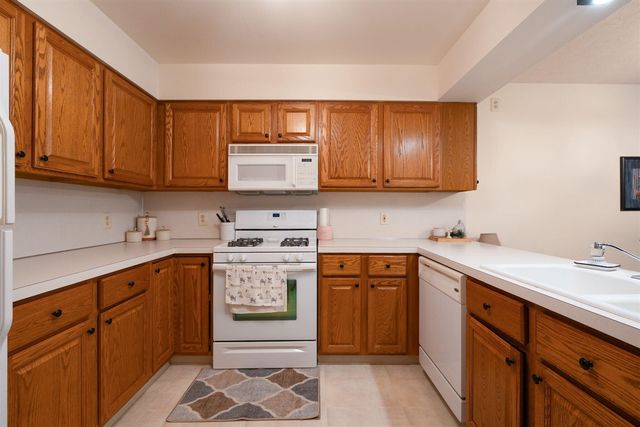 2223 Mapleton Street, Grand Rapids, MI 49505