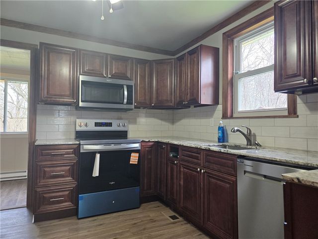 1425 Barclay Hill Rd, Brighton Twp, PA 15009