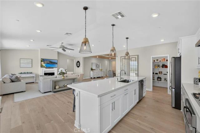 1882 Pele Way, Corona, CA 92882