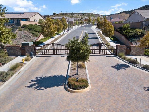1882 Pele Way, Corona, CA 92882
