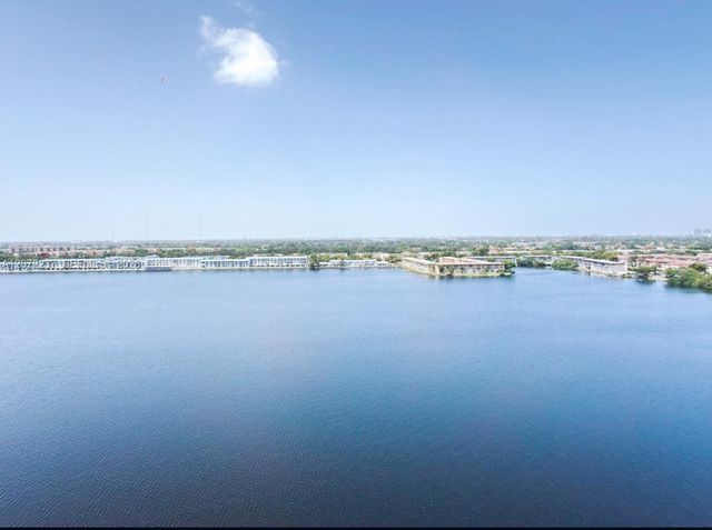 1301 NE Miami Gardens Drive 1404W, Miami, FL 33179