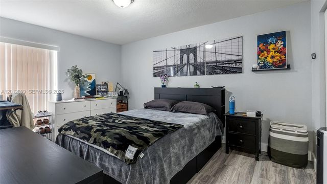 7208 Fairway Drive I9, Miami Lakes, FL 33014