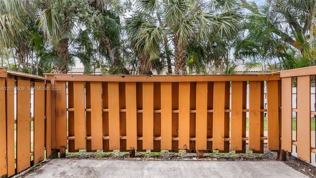 7208 Fairway Drive I9, Miami Lakes, FL 33014