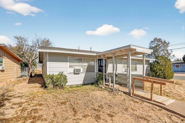 2100 Butternut Ln, Midland, TX 79701