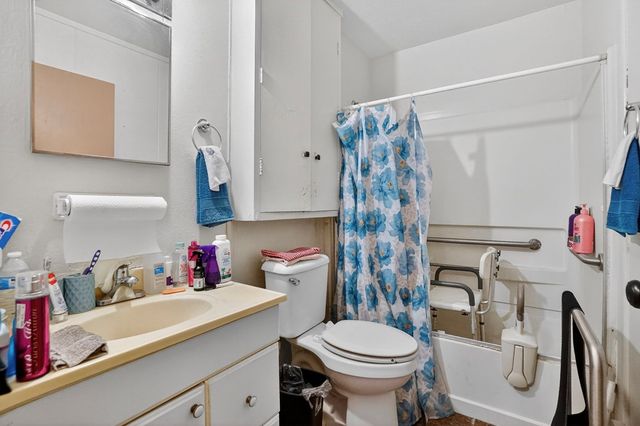 2100 Butternut Ln, Midland, TX 79701