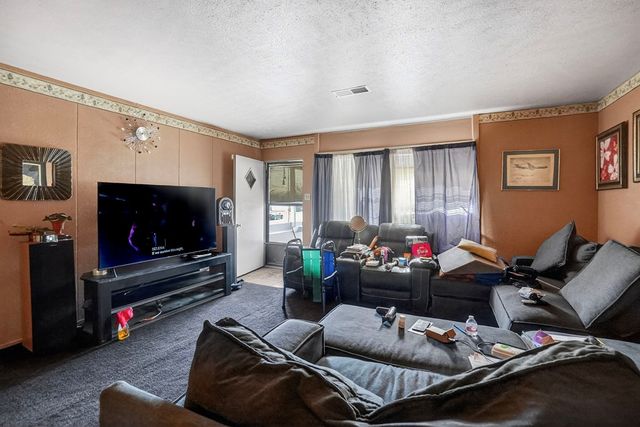 2100 Butternut Ln, Midland, TX 79701