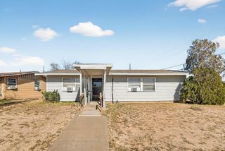 2100 Butternut Ln, Midland, TX 79701