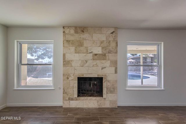 1605 LARRY WADKINS Drive, El Paso, TX 79936