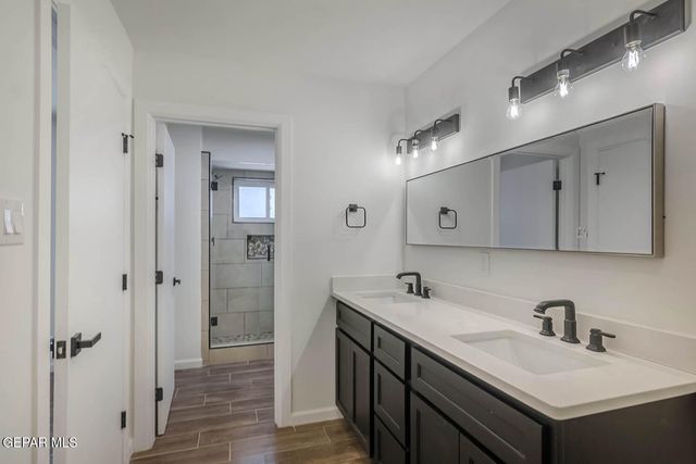 1605 LARRY WADKINS Drive, El Paso, TX 79936