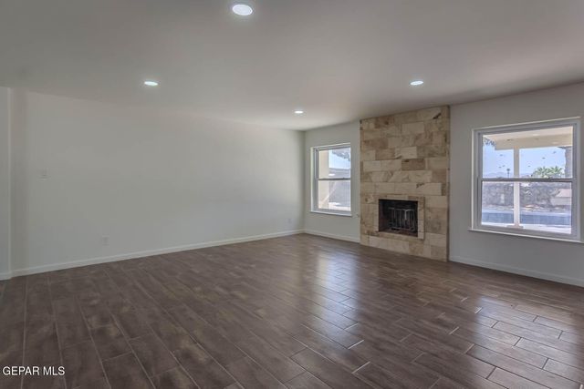 1605 LARRY WADKINS Drive, El Paso, TX 79936