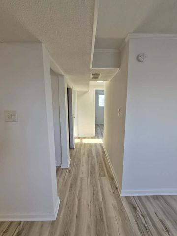 225 McKool Avenue, Romeoville, IL 60446