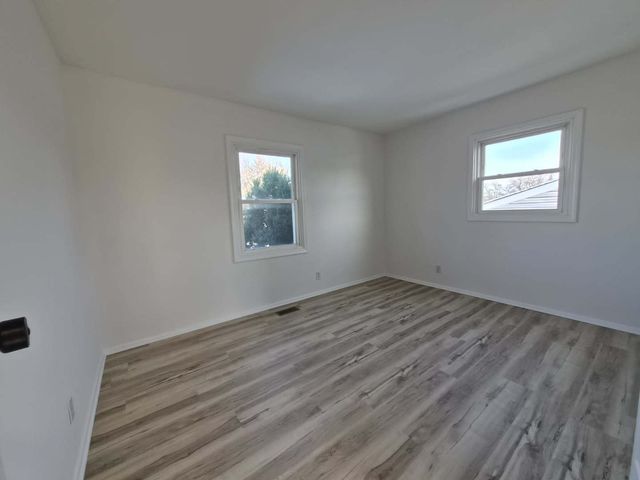 225 McKool Avenue, Romeoville, IL 60446