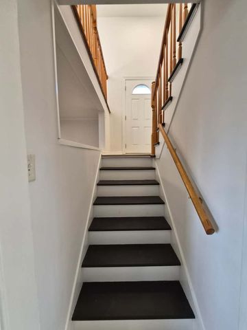 225 McKool Avenue, Romeoville, IL 60446