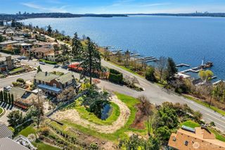 508 8th Avenue W #B, Kirkland, WA 98033