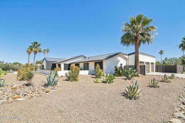 7001 E DREYFUS Avenue, Scottsdale, AZ 85254