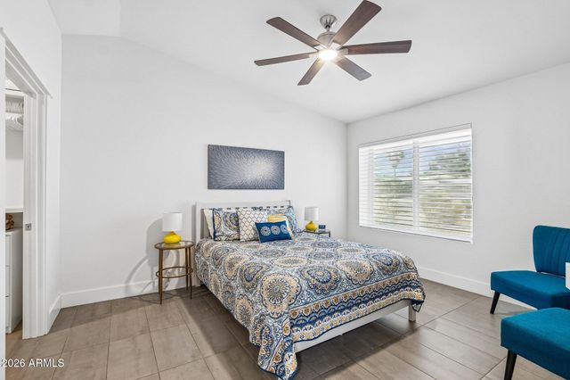 7001 E DREYFUS Avenue, Scottsdale, AZ 85254