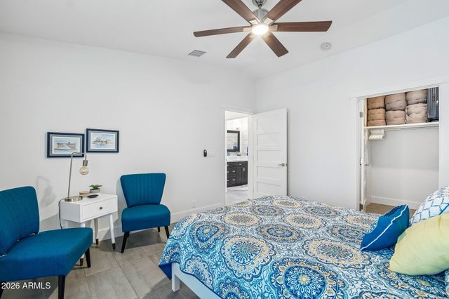 7001 E DREYFUS Avenue, Scottsdale, AZ 85254