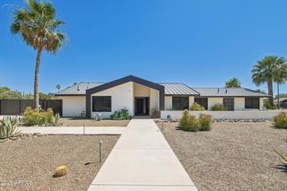 7001 E DREYFUS Avenue, Scottsdale, AZ 85254