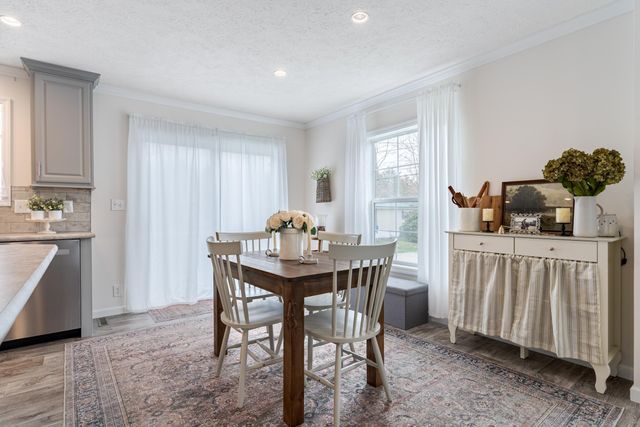 104 Robin Hood Drive, Exeter, NH 03833