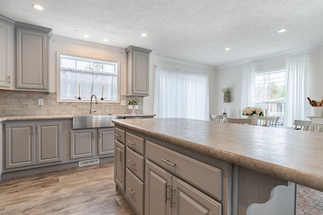 104 Robin Hood Drive, Exeter, NH 03833