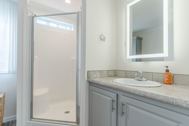 104 Robin Hood Drive, Exeter, NH 03833