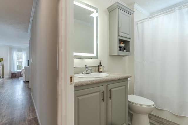 104 Robin Hood Drive, Exeter, NH 03833