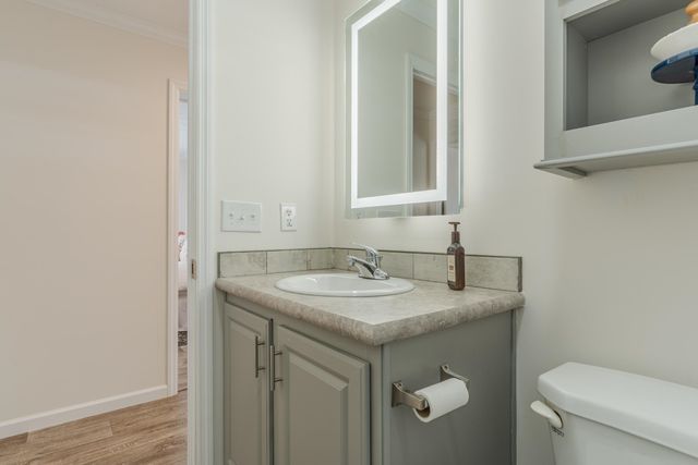 104 Robin Hood Drive, Exeter, NH 03833