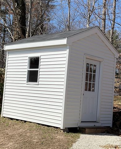 104 Robin Hood Drive, Exeter, NH 03833