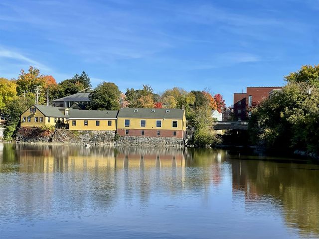 104 Robin Hood Drive, Exeter, NH 03833