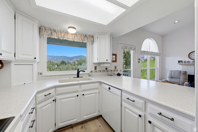 3766 S CARDIFF CIR, Bountiful, UT 84010