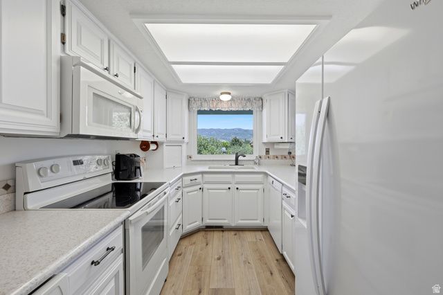 3766 S CARDIFF CIR, Bountiful, UT 84010