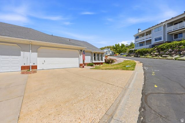 3766 S CARDIFF CIR, Bountiful, UT 84010