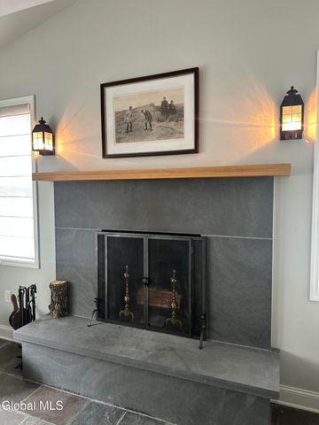 109 Woods Lane, Menands, NY 12204