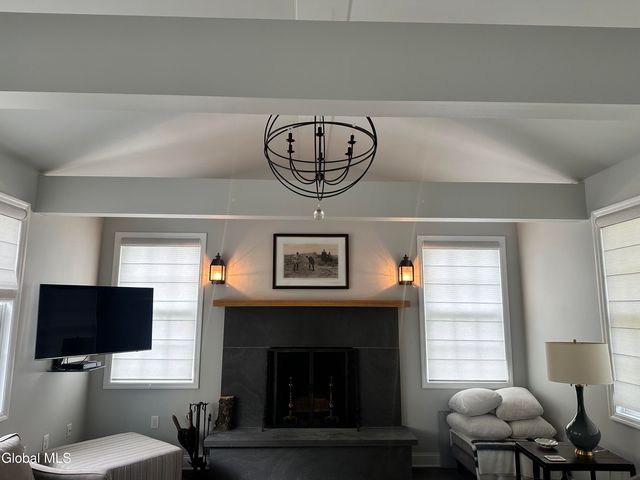 109 Woods Lane, Menands, NY 12204