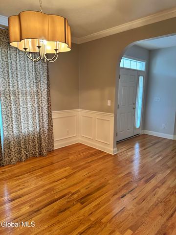 109 Woods Lane, Menands, NY 12204