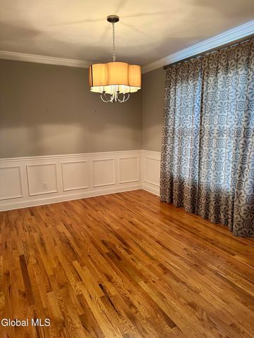 109 Woods Lane, Menands, NY 12204