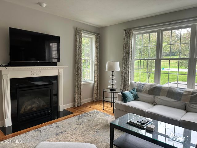 109 Woods Lane, Menands, NY 12204