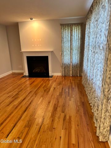 109 Woods Lane, Menands, NY 12204