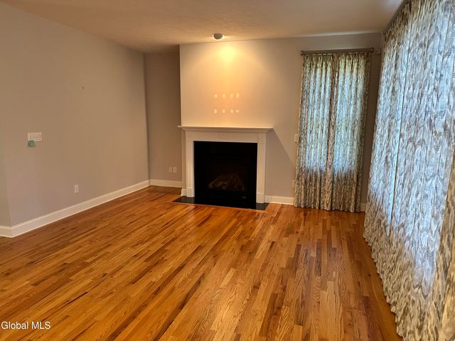 109 Woods Lane, Menands, NY 12204