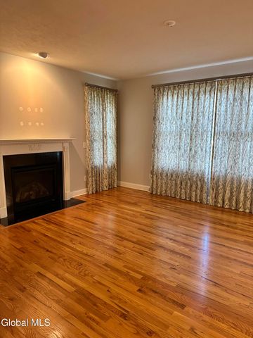 109 Woods Lane, Menands, NY 12204