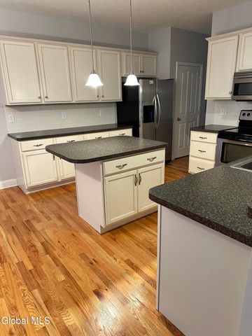 109 Woods Lane, Menands, NY 12204