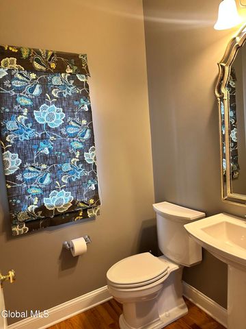 109 Woods Lane, Menands, NY 12204