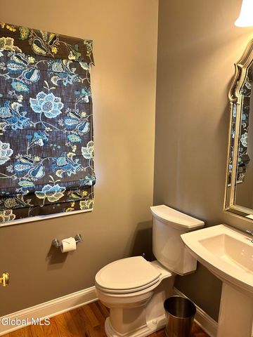 109 Woods Lane, Menands, NY 12204