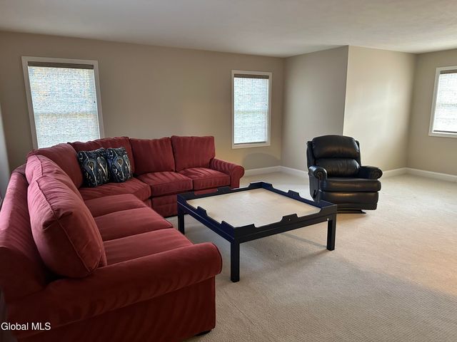 109 Woods Lane, Menands, NY 12204