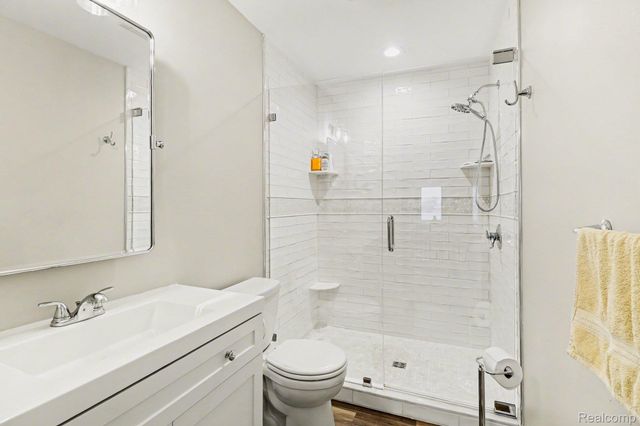 4372 Lamson Drive, Waterford Charter Township, MI 48329