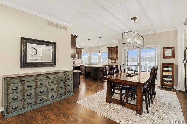 4372 Lamson Drive, Waterford Charter Township, MI 48329