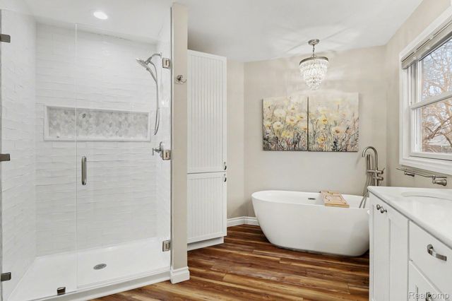 4372 Lamson Drive, Waterford Charter Township, MI 48329