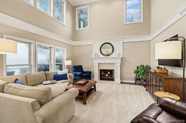 4372 Lamson Drive, Waterford Charter Township, MI 48329