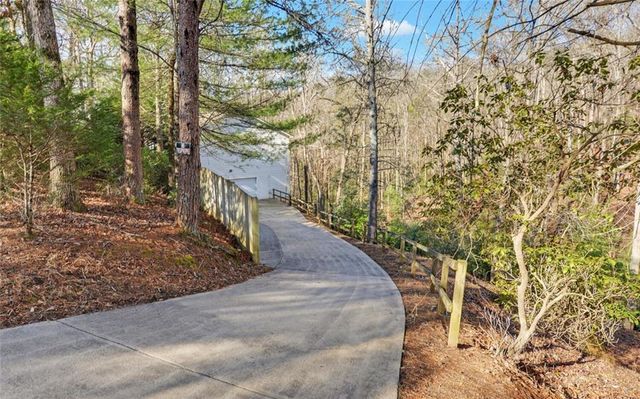 98 River Rock Drive, Dahlonega, GA 30533