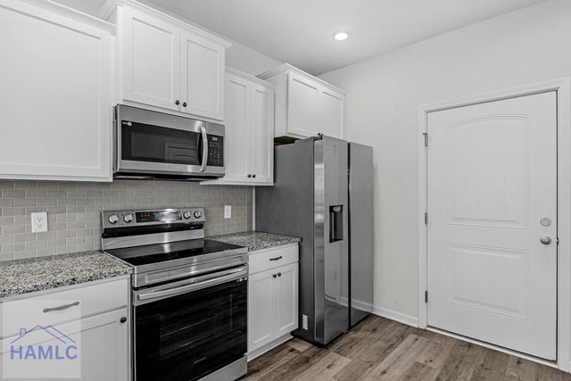 85 Brightleaf Circle, Hinesville, GA 31313
